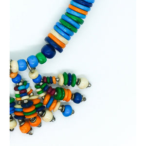 Collier ras de cou perles plates ovales en bois multicolore